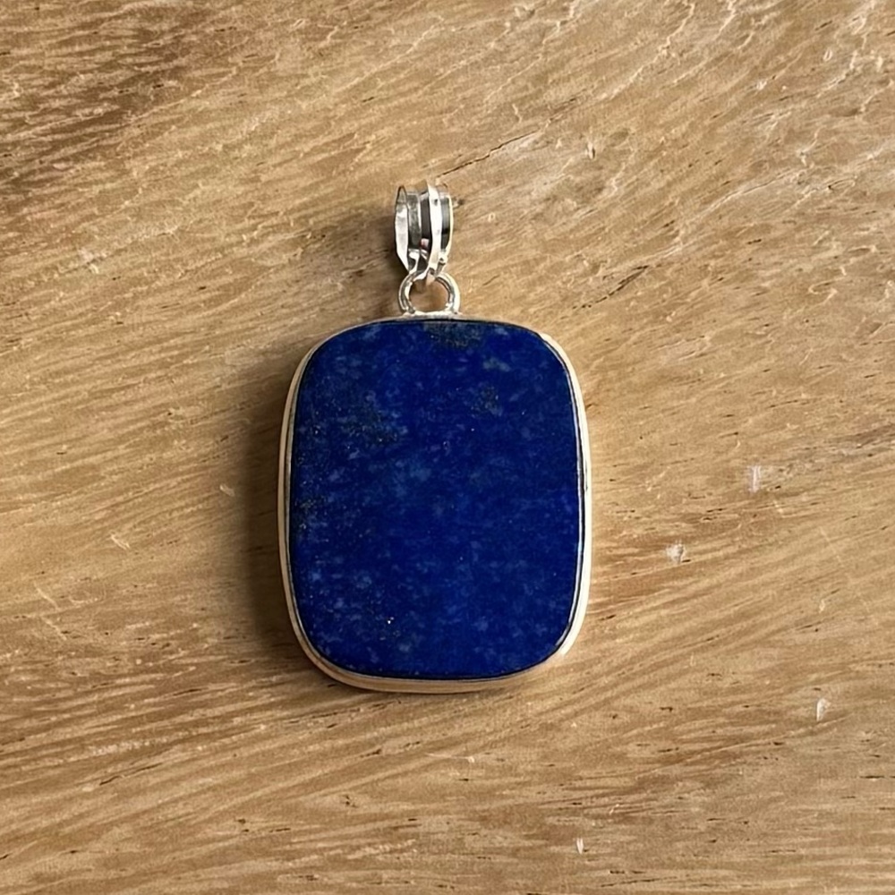 NWOT Sundance Snow on the Lake Pendant, Lapis Lazuli, Sterling Silver